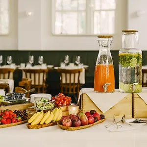 Boutique & Design Volkshaus Базель